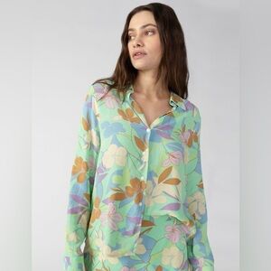 NEW Sanctuary Colorful Floral Lightweight Relaxed Fit Button Up Shirt Size Small
